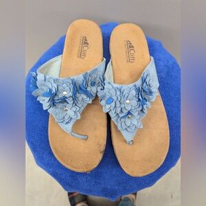 Cliffs by white mountains Terris blue floral thong sandals